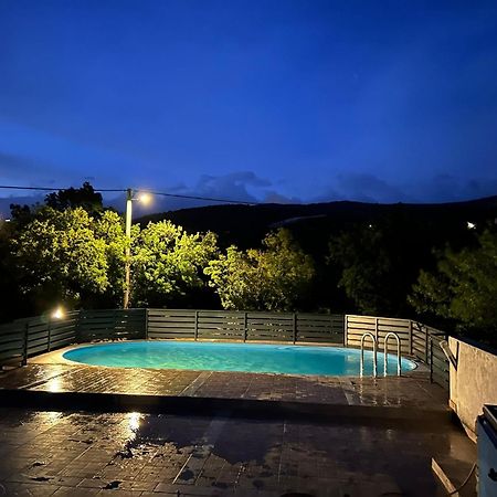 Studio Apartments Mt Šmrika Екстериор снимка