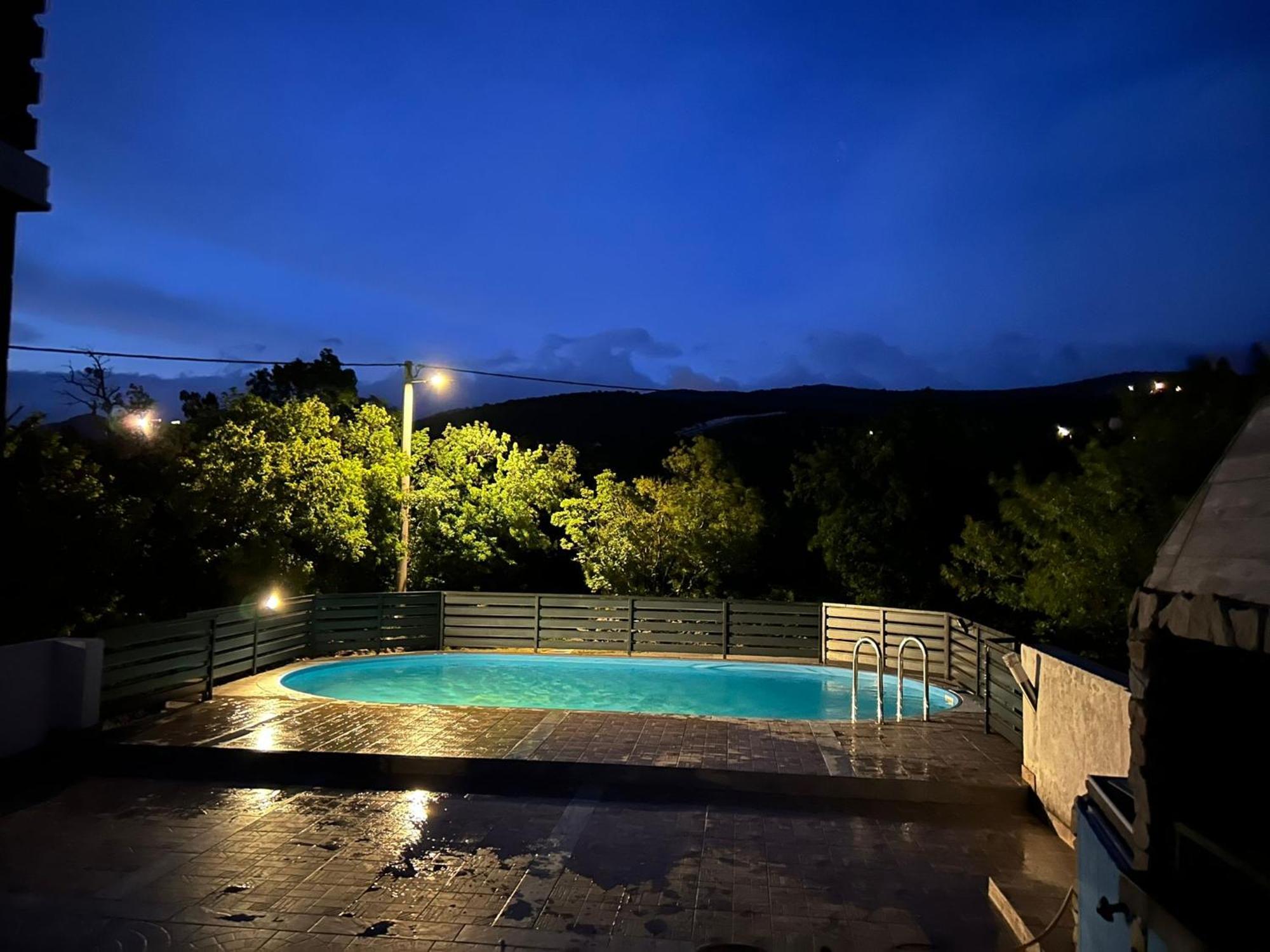 Studio Apartments Mt Šmrika Екстериор снимка