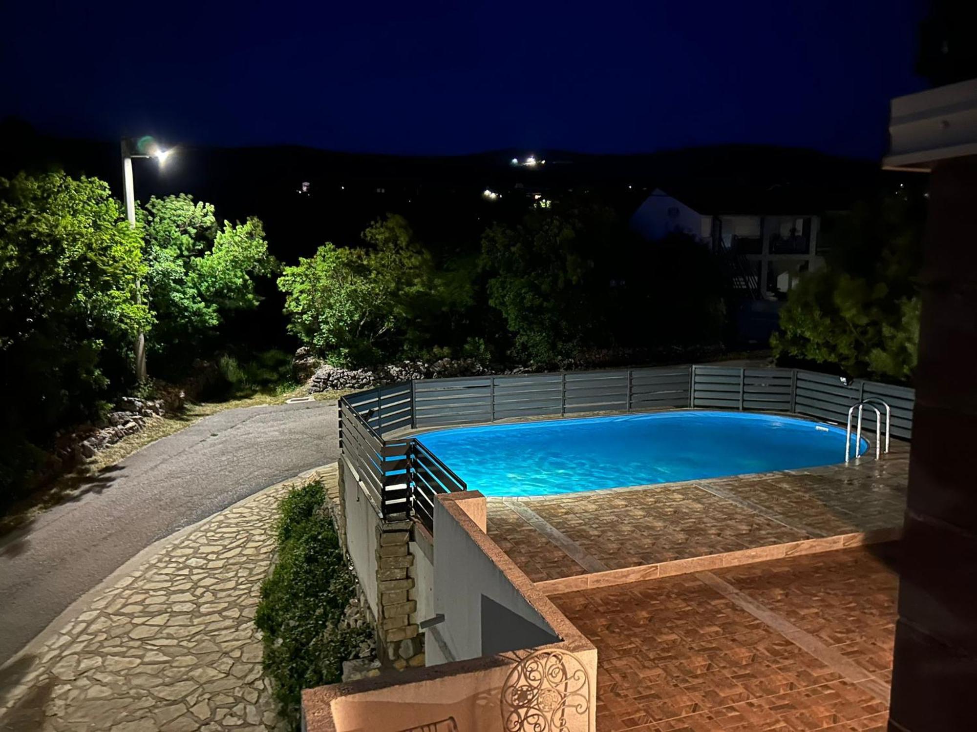 Studio Apartments Mt Šmrika Екстериор снимка