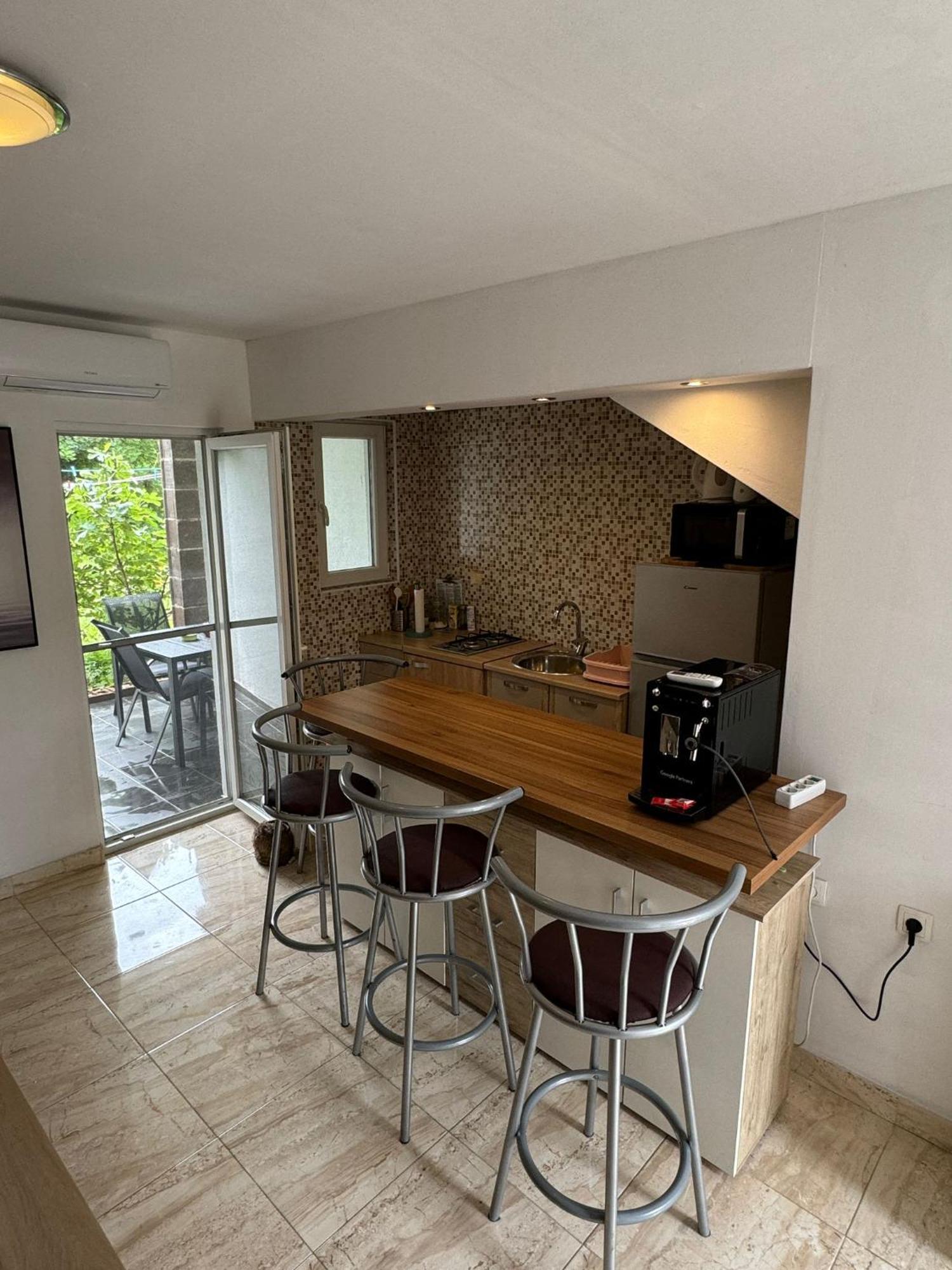 Studio Apartments Mt Šmrika Екстериор снимка
