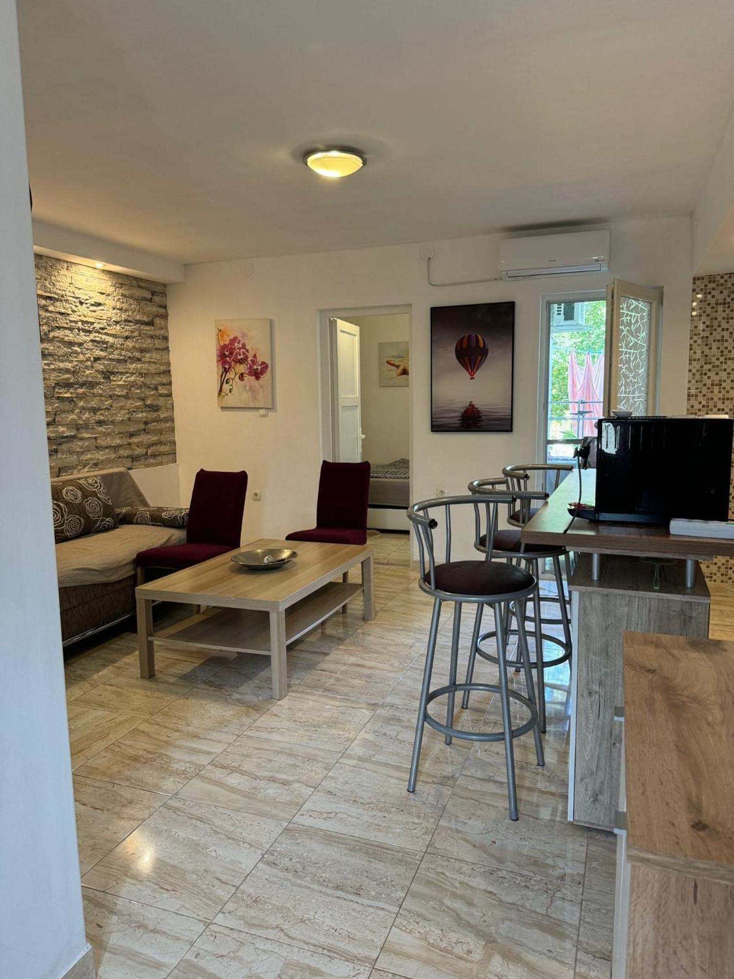 Studio Apartments Mt Šmrika Екстериор снимка