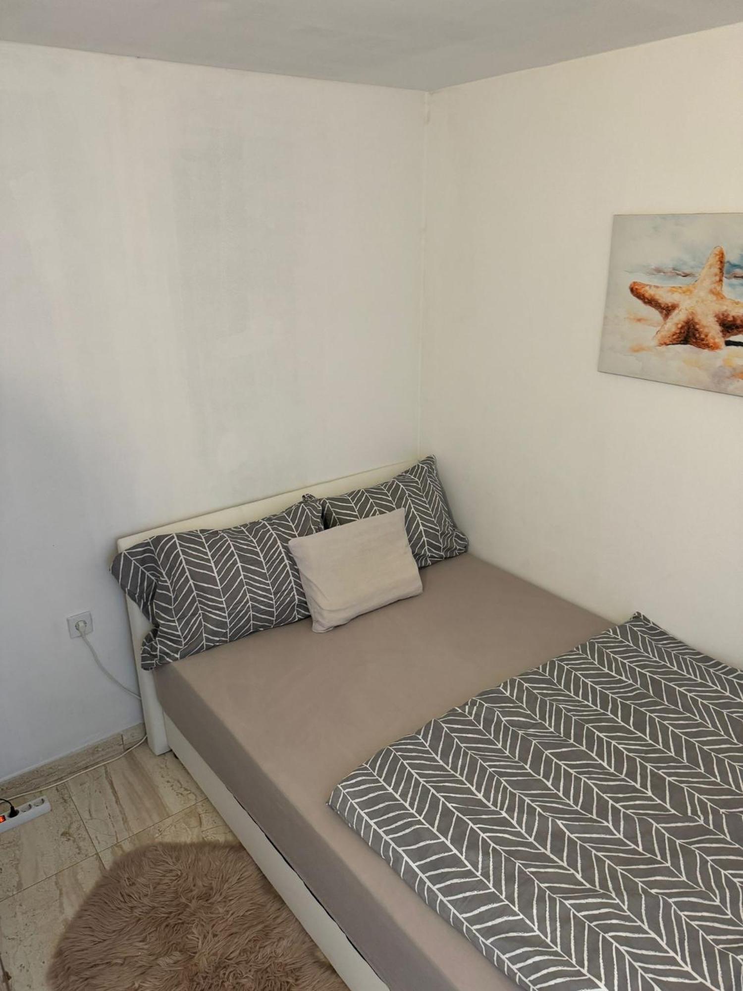 Studio Apartments Mt Šmrika Екстериор снимка
