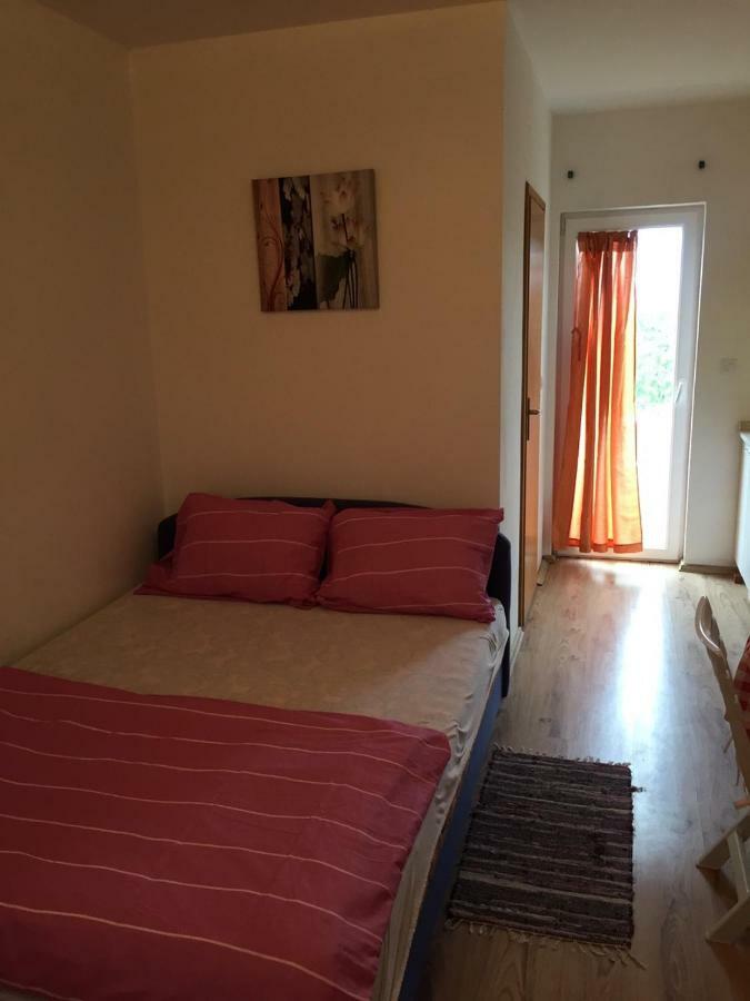 Studio Apartments Mt Šmrika Екстериор снимка